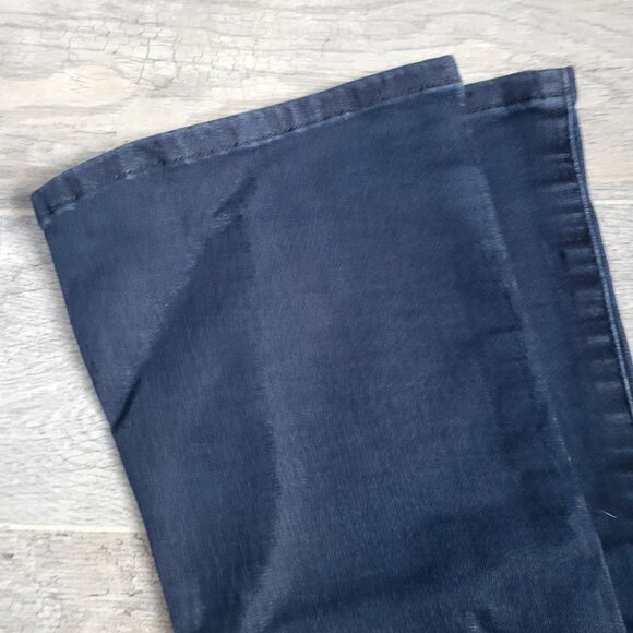 Jessica Simpson Jeans Women's 14/32 Blue Denim Mid- Rise Stretch Boot Cut NWT - Picture 2 of 9